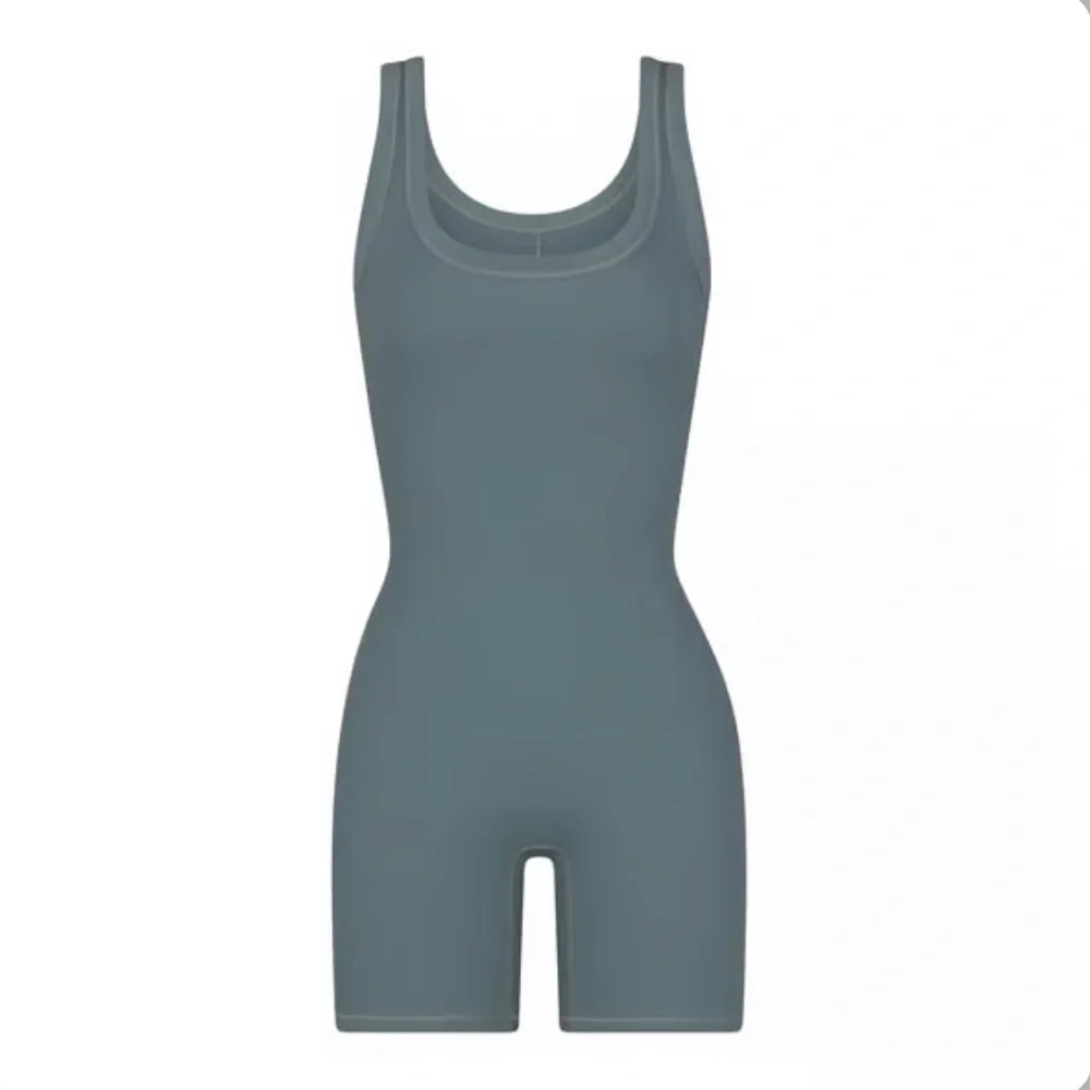 SKIMS RIB ONESIE - Picture 1 of 5